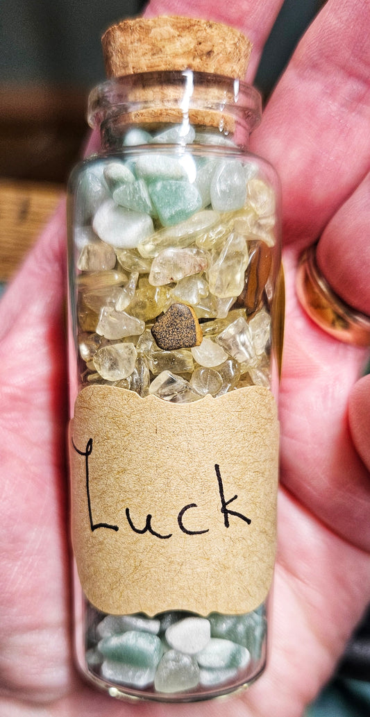 Manifestation jar- luck